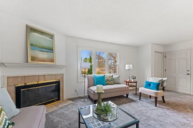 $249,900 | 334 Lakeview Avenue, Long Lake, MN 55356