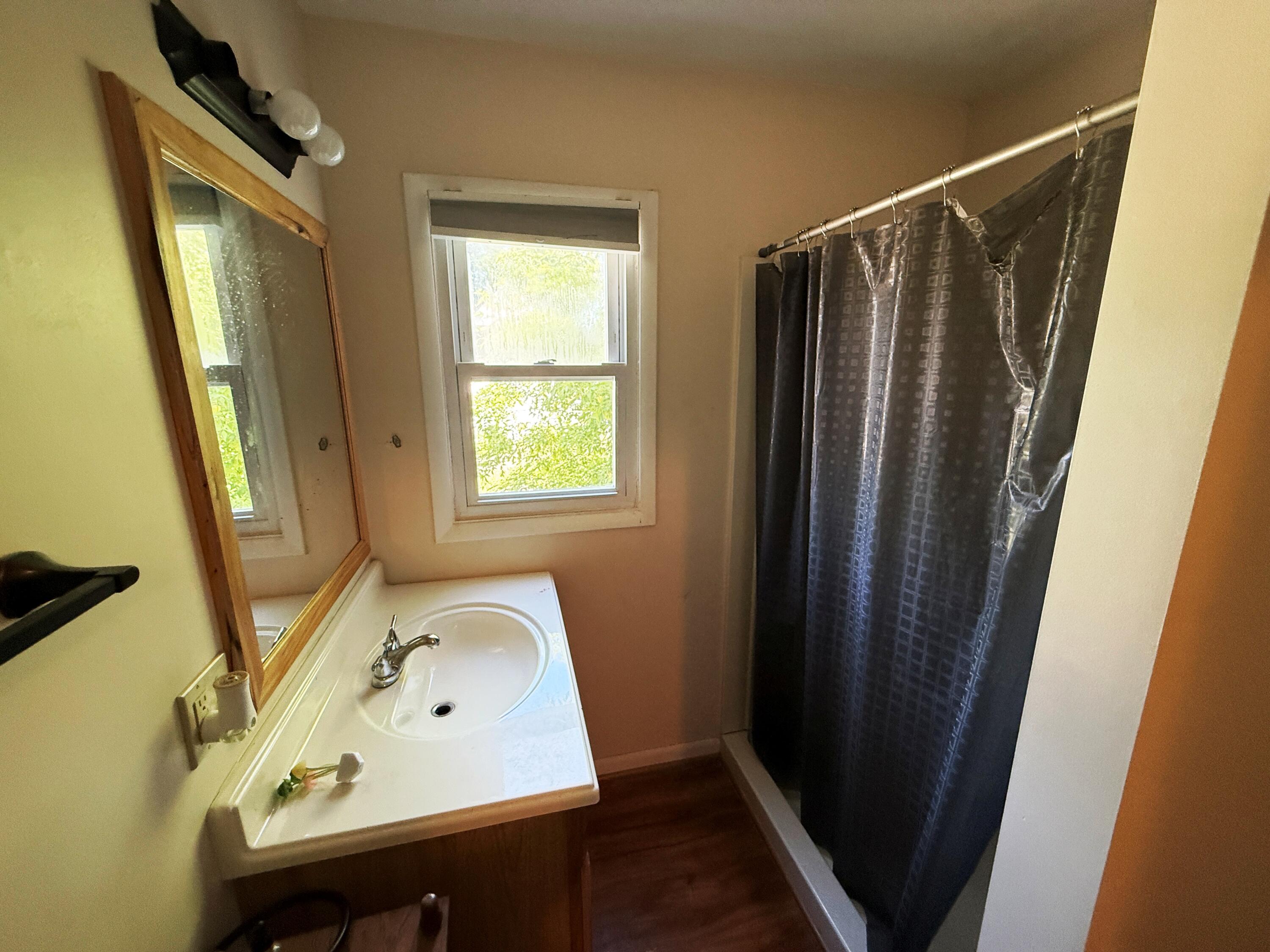504 Spring Street Big Rapids, MI 49307 - Photo 10 of 10 IMG_1348