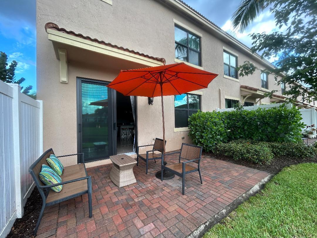 10199 Akenside Drive Boca Raton, FL 33428 - Photo 9 of 32 3638583F-2743-48A0-97B6-644806FC6787