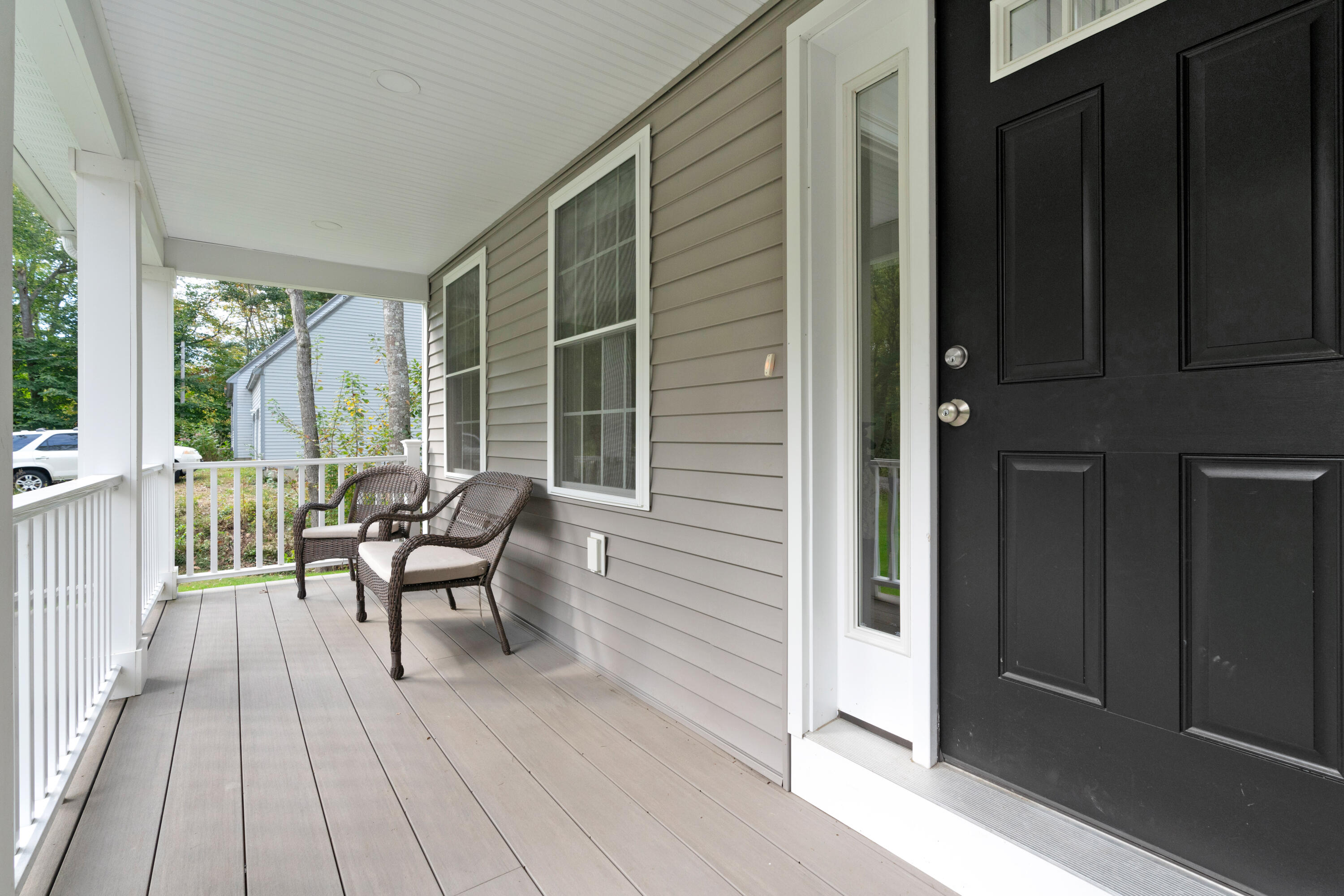 29 Donica Road York, ME 03909 - Photo 2 of 33 Front Porch