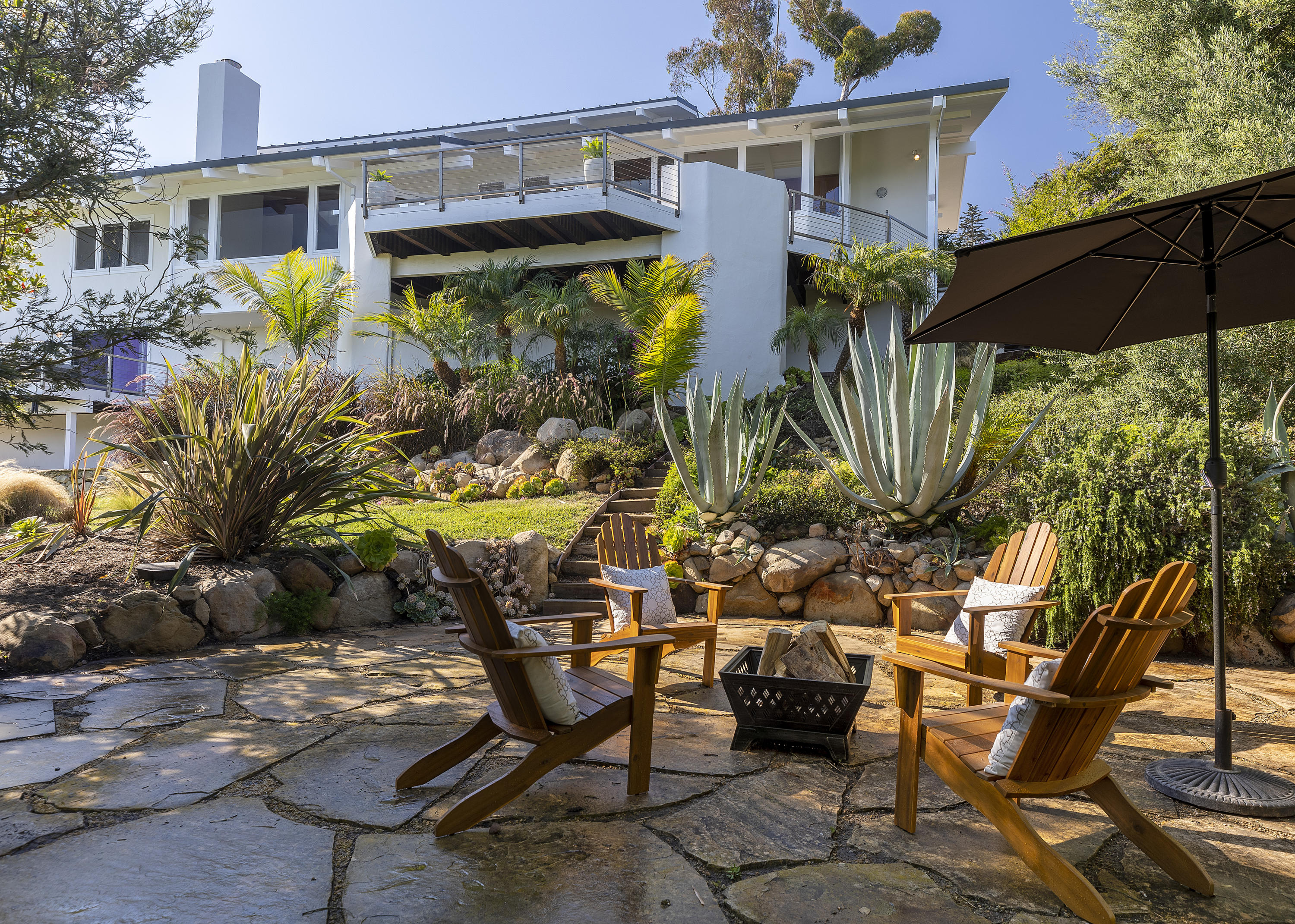 1123 Glenview Road Montecito, CA 93108 - Photo 18 of 21 Backyard Patio
