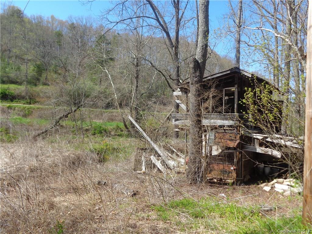 380 Bennett Road Candler, NC 28715 - Photo 15 of 23 Gallery Image 15