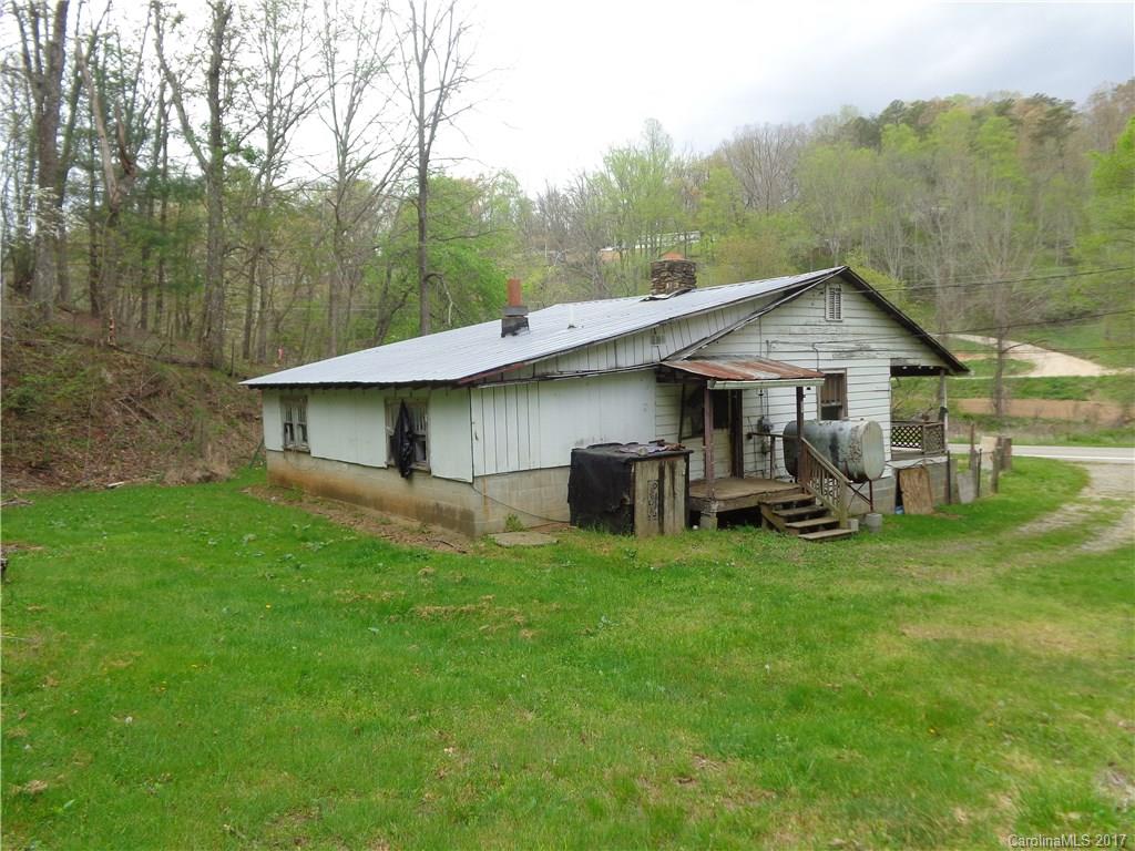 380 Bennett Road Candler, NC 28715 - Photo 18 of 23 Gallery Image 18