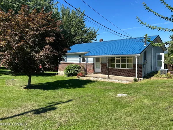 $1,950 | 94 Ridge View Road, Selinsgrove, PA 17870