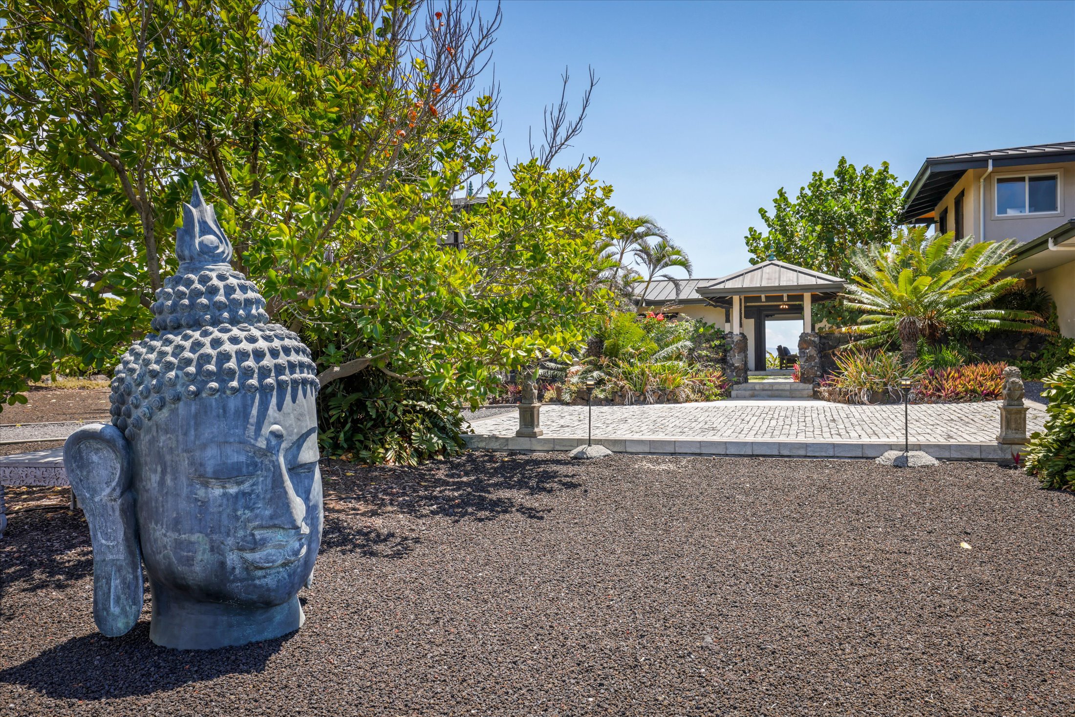 95-4667 Hawaii Belt Road Naalehu, HI 96772 - Photo 6 of 30 a view of outdoor space and yard
