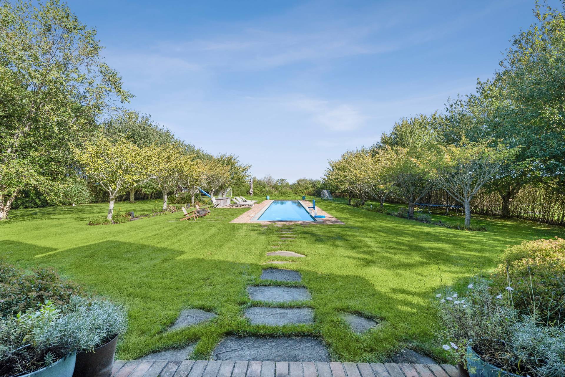 25 Jordan Drive Water Mill, NY 11976 - Photo 40 of 43