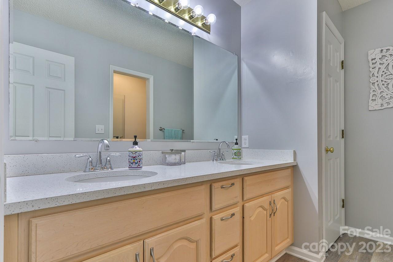 3153 Roland Road Morganton, NC 28655 - Photo 8 of 24 Gallery Image 8