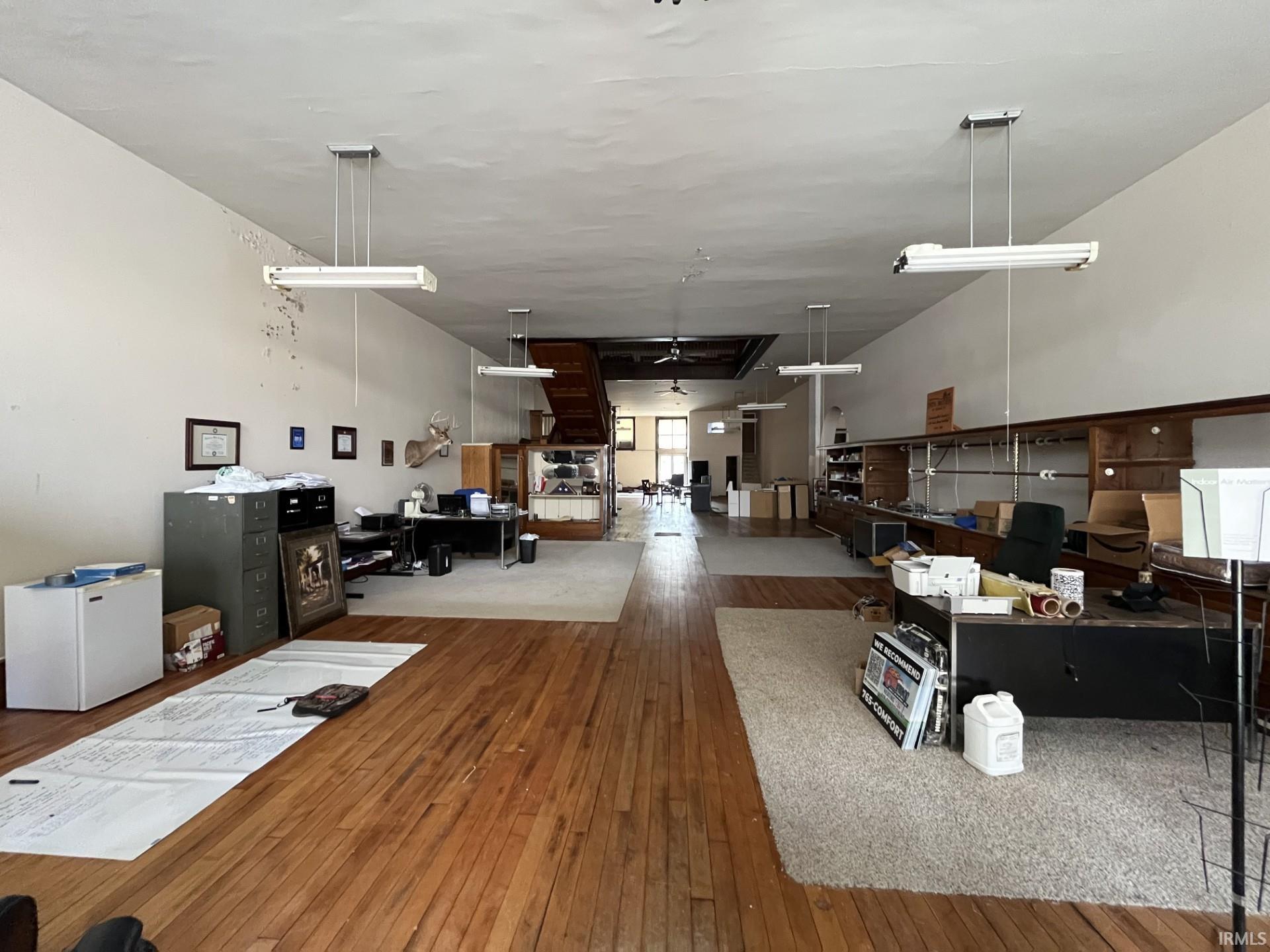 32 South Center Street Flora, IN 46929 - Photo 2 of 7