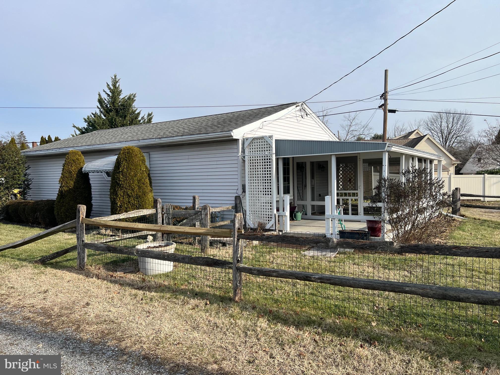 20 Tyrone Avenue Reading, PA 19607 - Photo 2 of 22 Gallery Image 2