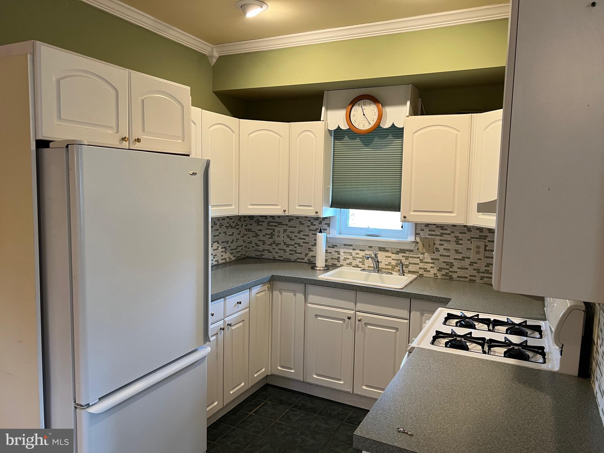 20 Tyrone Avenue Reading, PA 19607 - Photo 9 of 22 Gallery Image 9