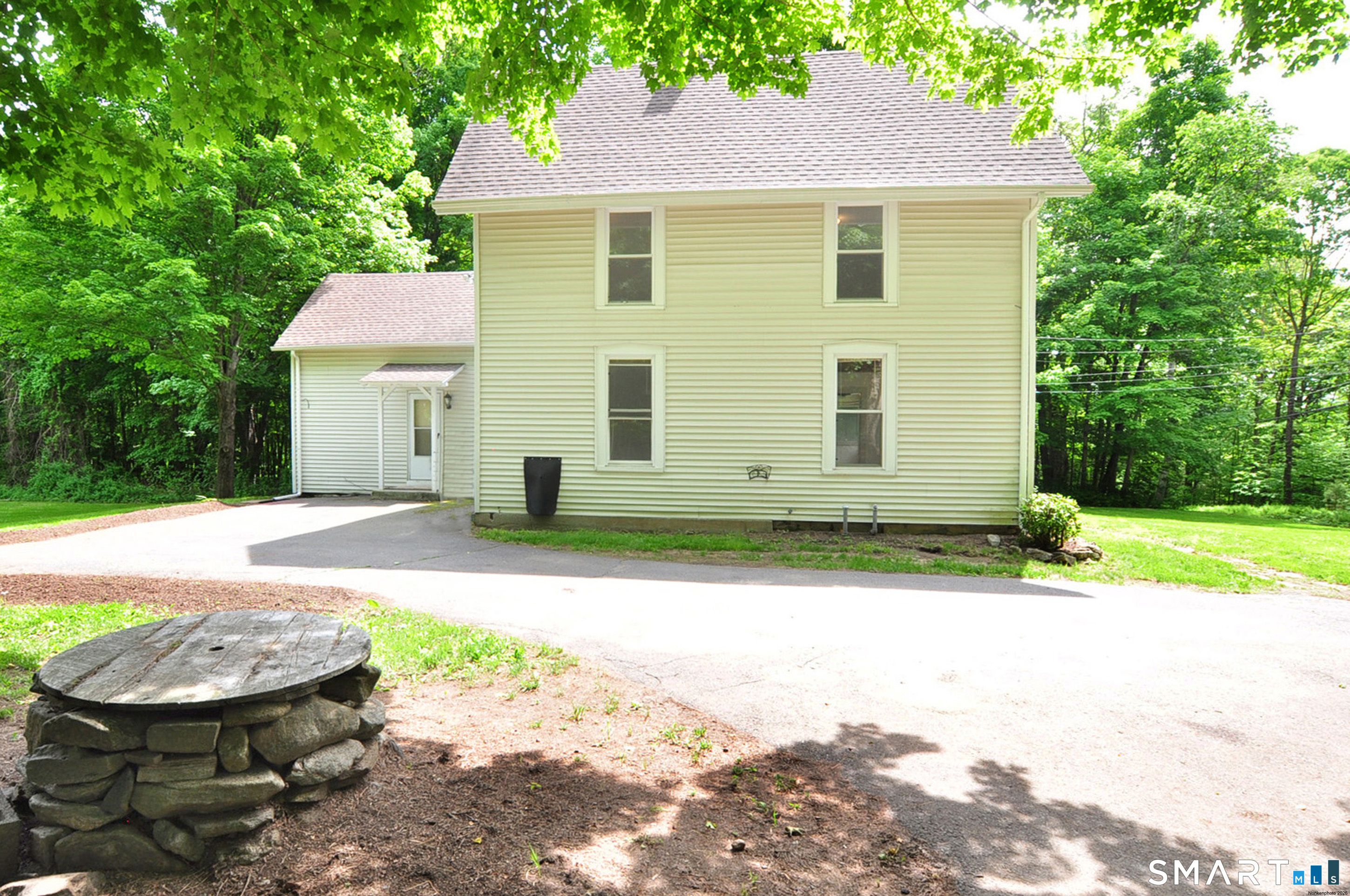 146 Lost Acres Road Granby, CT 06060 - Photo 4 of 28