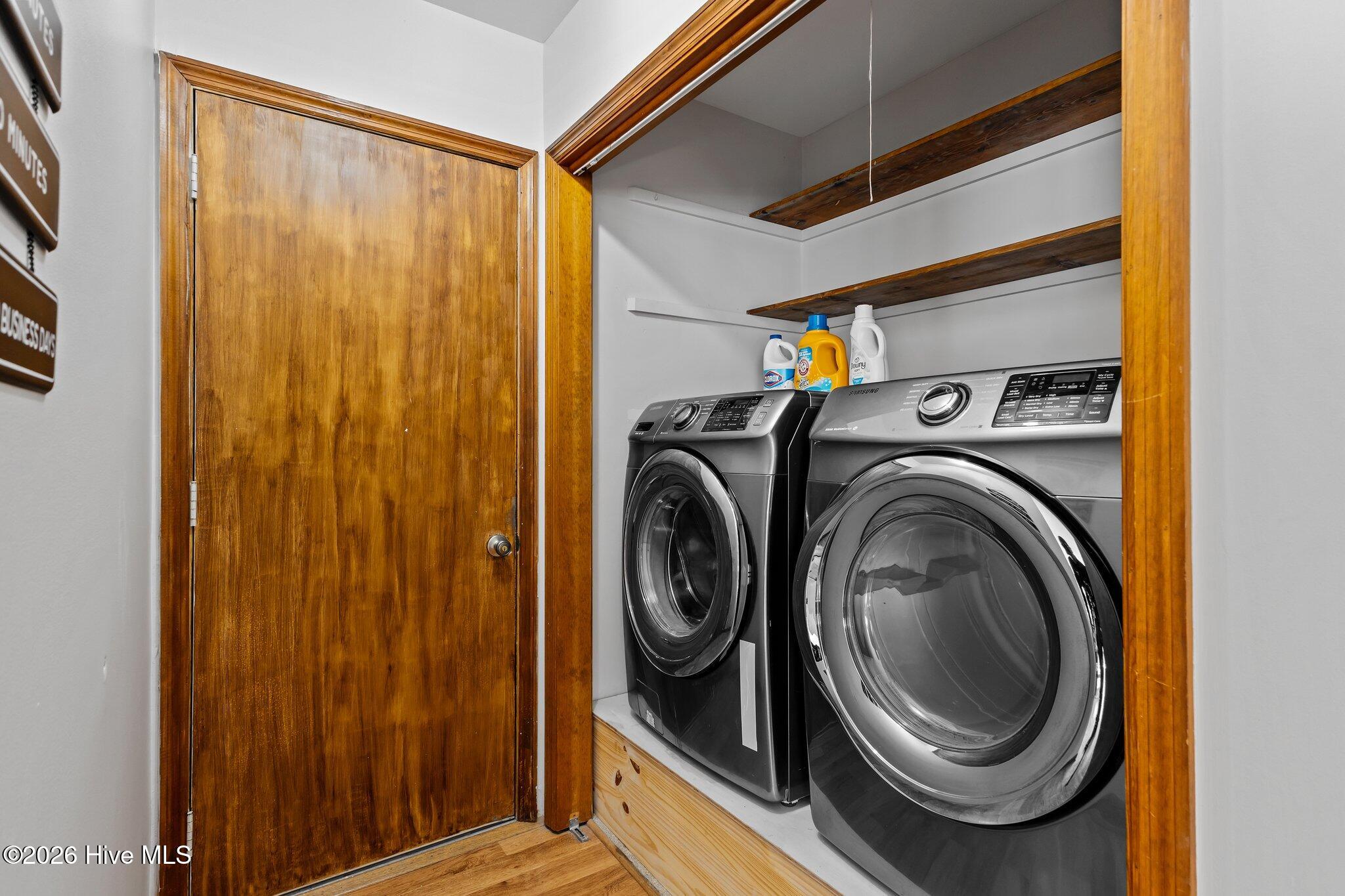 180 Wallace Road Beaufort, NC 28516 - Photo 16 of 45 Washer and dryer