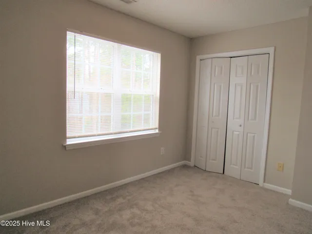 $1,175 | 206 Meadowbrook Lane, Jacksonville, NC 28546