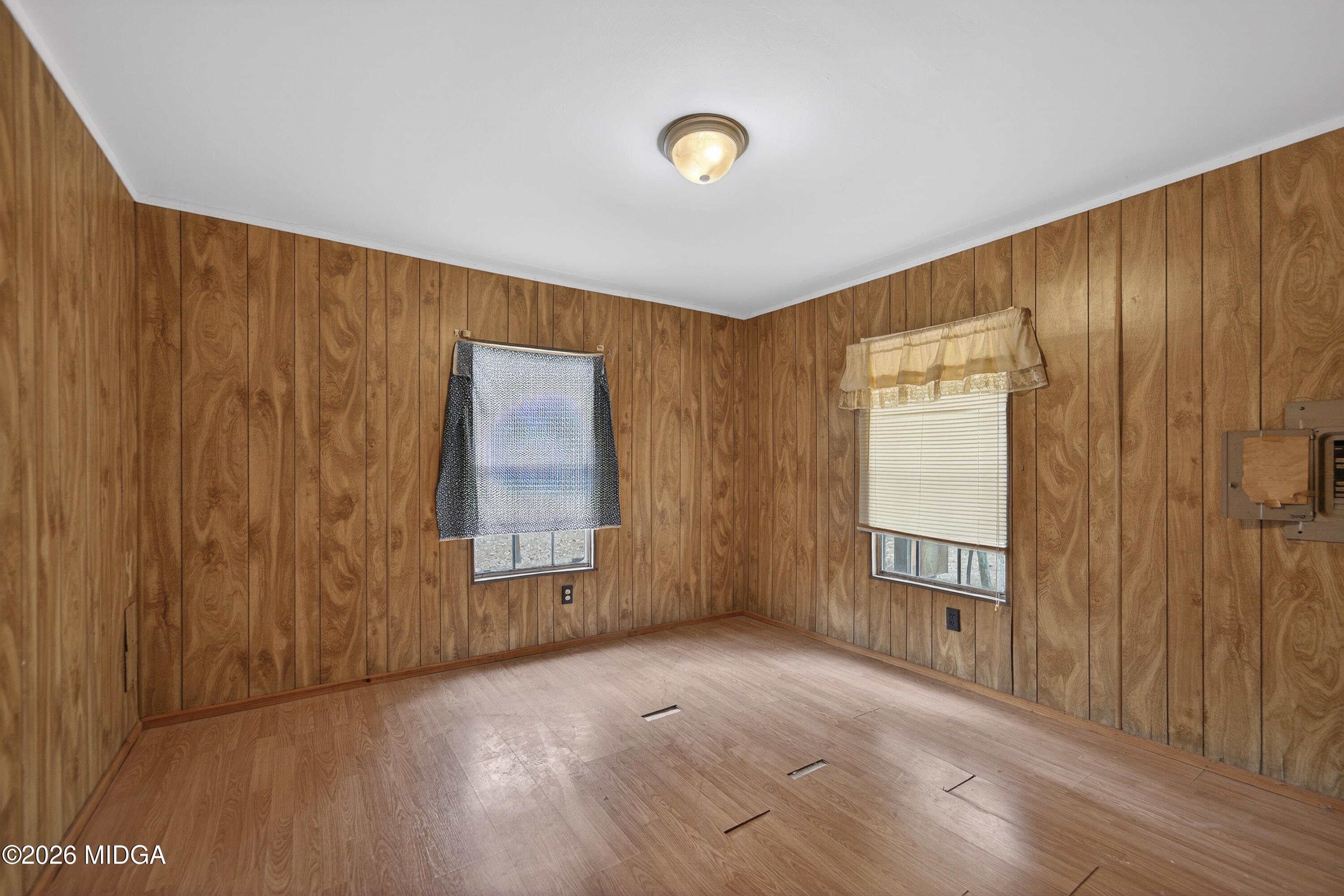 109 Cold Branch Lane Eatonton, GA 31024 - Photo 31 of 35 an empty room with windows