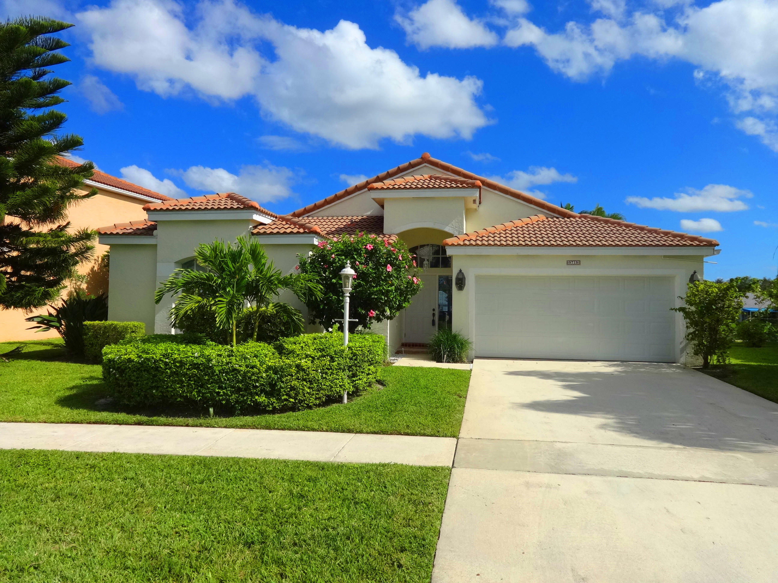 9719 Tavernier Drive Boca Raton, FL 33496 - Photo 1 of 30 front new good