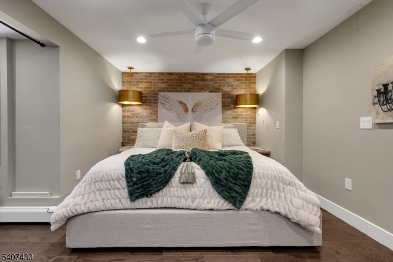 2 Knoll Road Fairfield, NJ 07004 - Photo 19 of 38