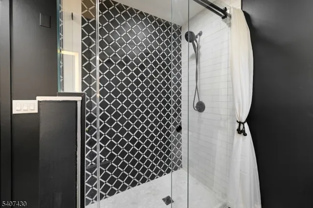 $6,500 | 2 Knoll Road, Fairfield, NJ 07004