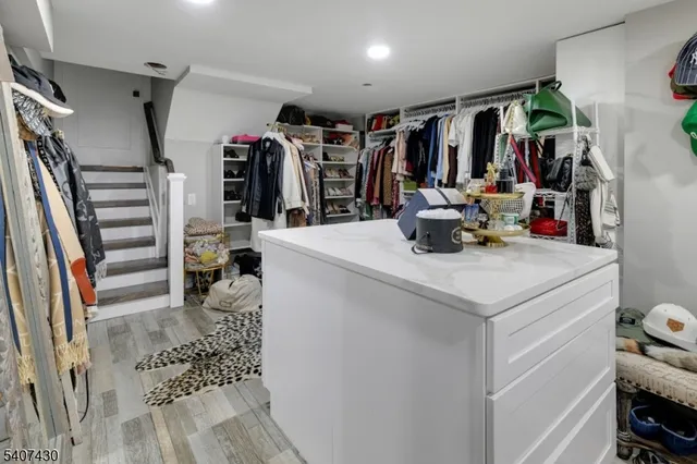 $6,500 | 2 Knoll Road, Fairfield, NJ 07004