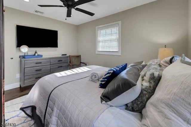 $6,500 | 2 Knoll Road, Fairfield, NJ 07004