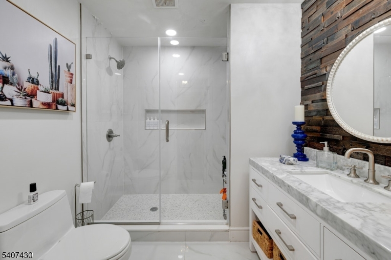 2 Knoll Road Fairfield, NJ 07004 - Photo 29 of 38