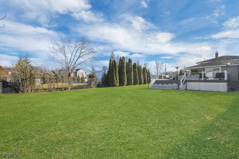 2 Knoll Road Fairfield, NJ 07004 - Photo 36 of 38