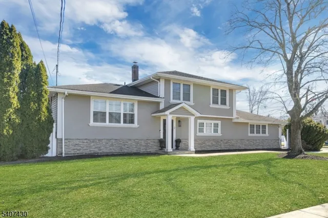 $6,500 | 2 Knoll Road, Fairfield, NJ 07004