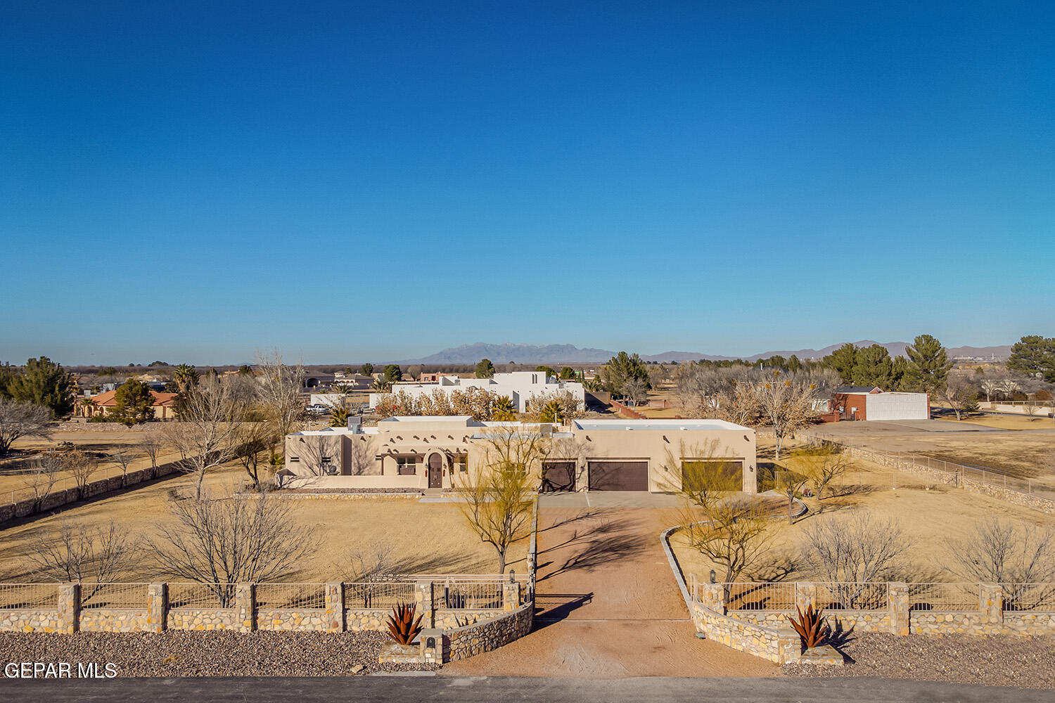 6 Cielo Del Este Anthony, NM 88021 - Photo 2 of 75 6 Cielo Del Este _ 002