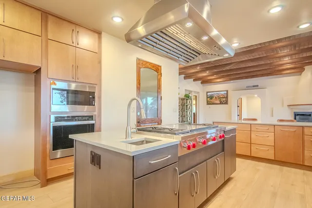 $1,399,000 | 6 Cielo Del Este, Anthony, NM 88021