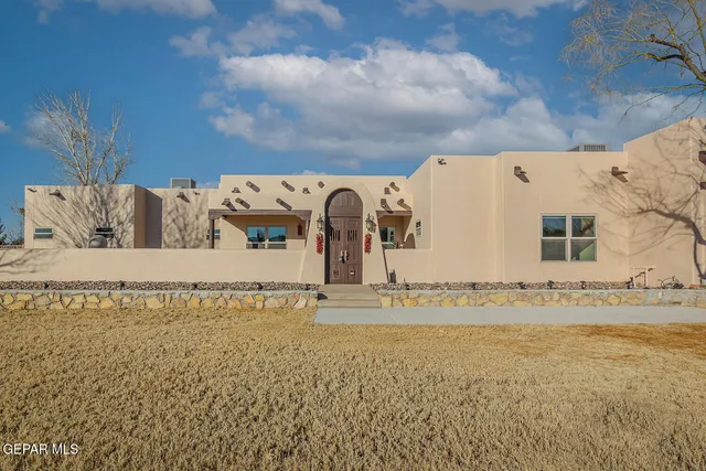 $1,399,000 | 6 Cielo Del Este, Anthony, NM 88021