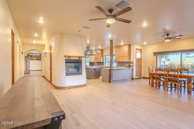 $1,399,000 | 6 Cielo Del Este, Anthony, NM 88021