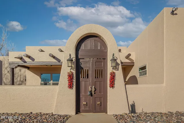 $1,399,000 | 6 Cielo Del Este, Anthony, NM 88021