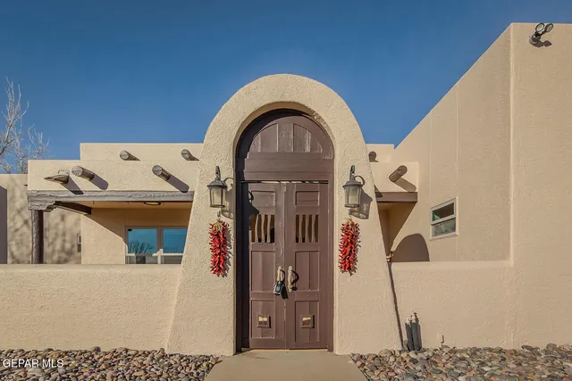 $1,399,000 | 6 Cielo Del Este, Anthony, NM 88021