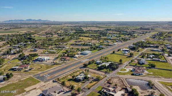 $1,290,000 | 6 Cielo Del Este, Anthony, NM 88021