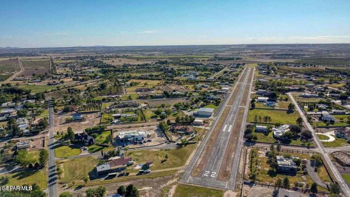 6 Cielo Del Este Anthony, NM 88021 - Photo 80 of 81 runway 2
