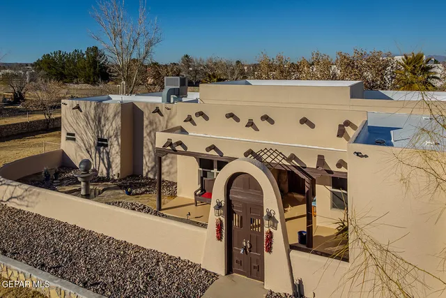 $1,399,000 | 6 Cielo Del Este, Anthony, NM 88021