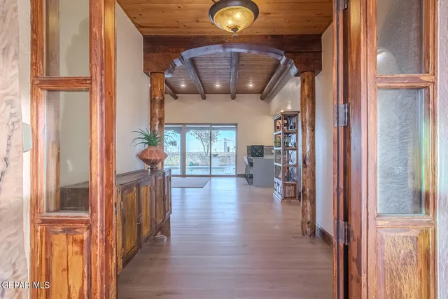 $1,399,000 | 6 Cielo Del Este, Anthony, NM 88021