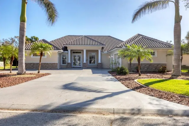 $999,990 | 192 Grand Oak Circle, Venice, FL 34292