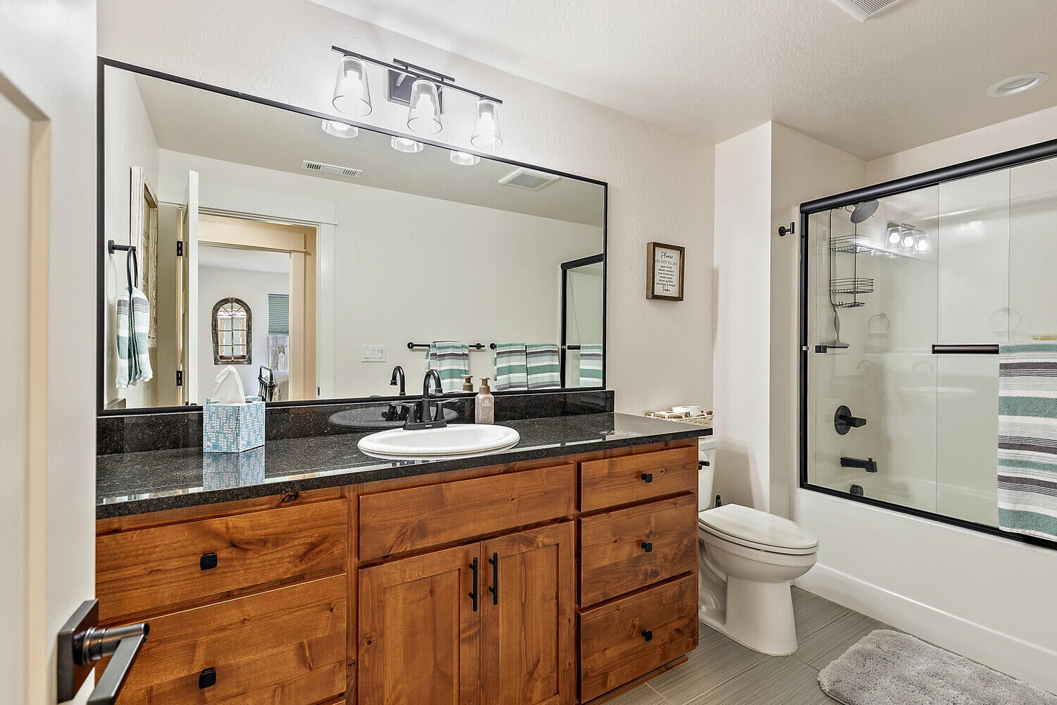 205 Suncrest Road Talent, OR 97540 - Photo 18 of 32 29_SR_29_mls