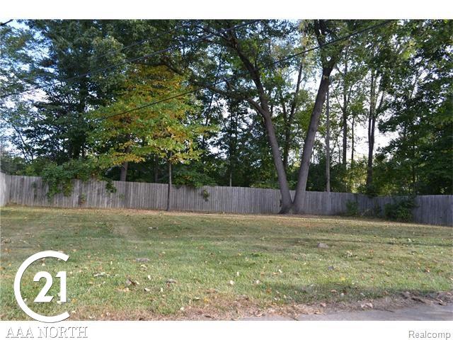 355 Eastlawn Drive Rochester, MI 48307 - Photo 22 of 22