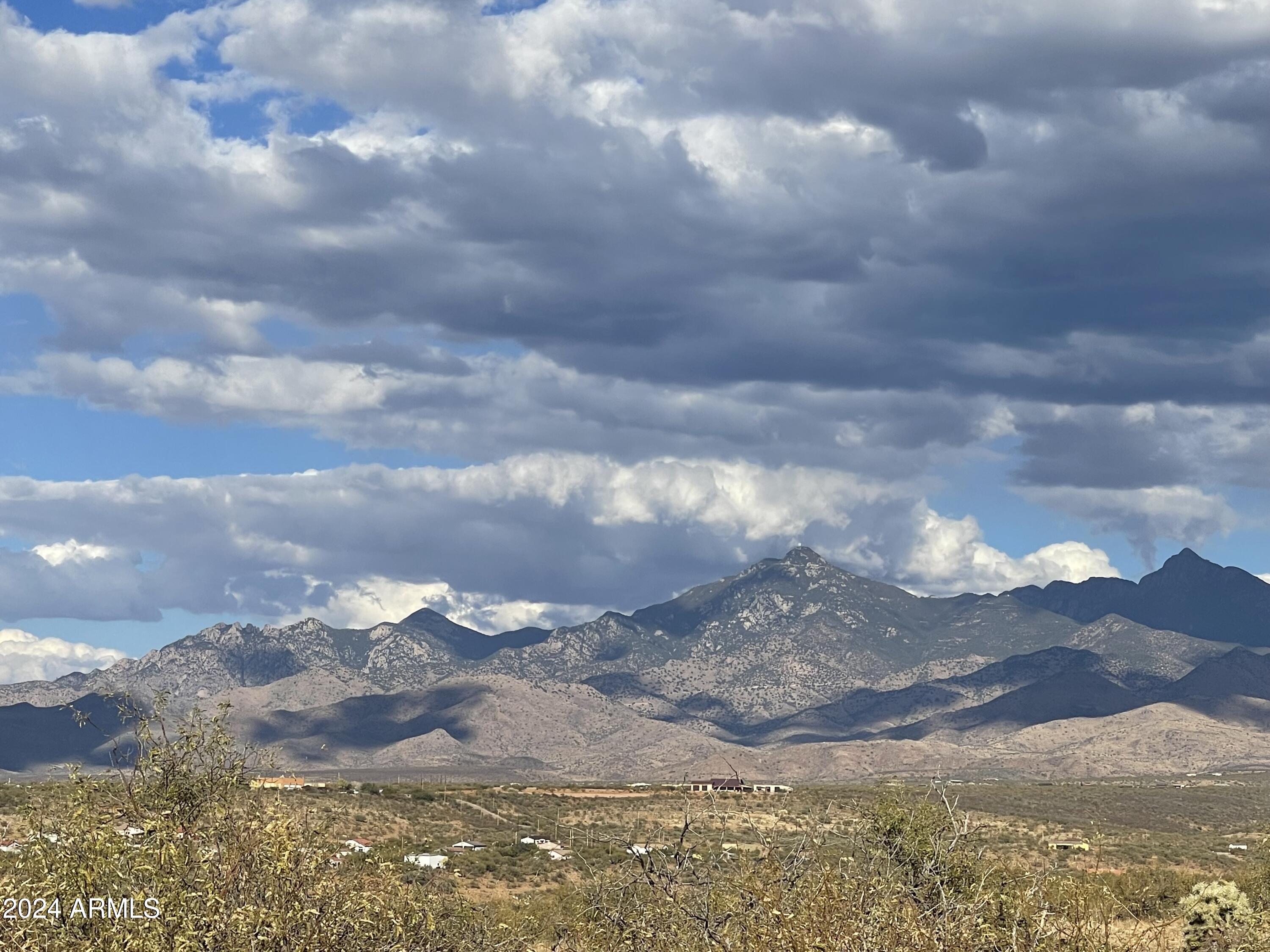 251 Cereza Court, Unit 24 Rio Rico, AZ 85648 - Photo 4 of 8 IMG_7259