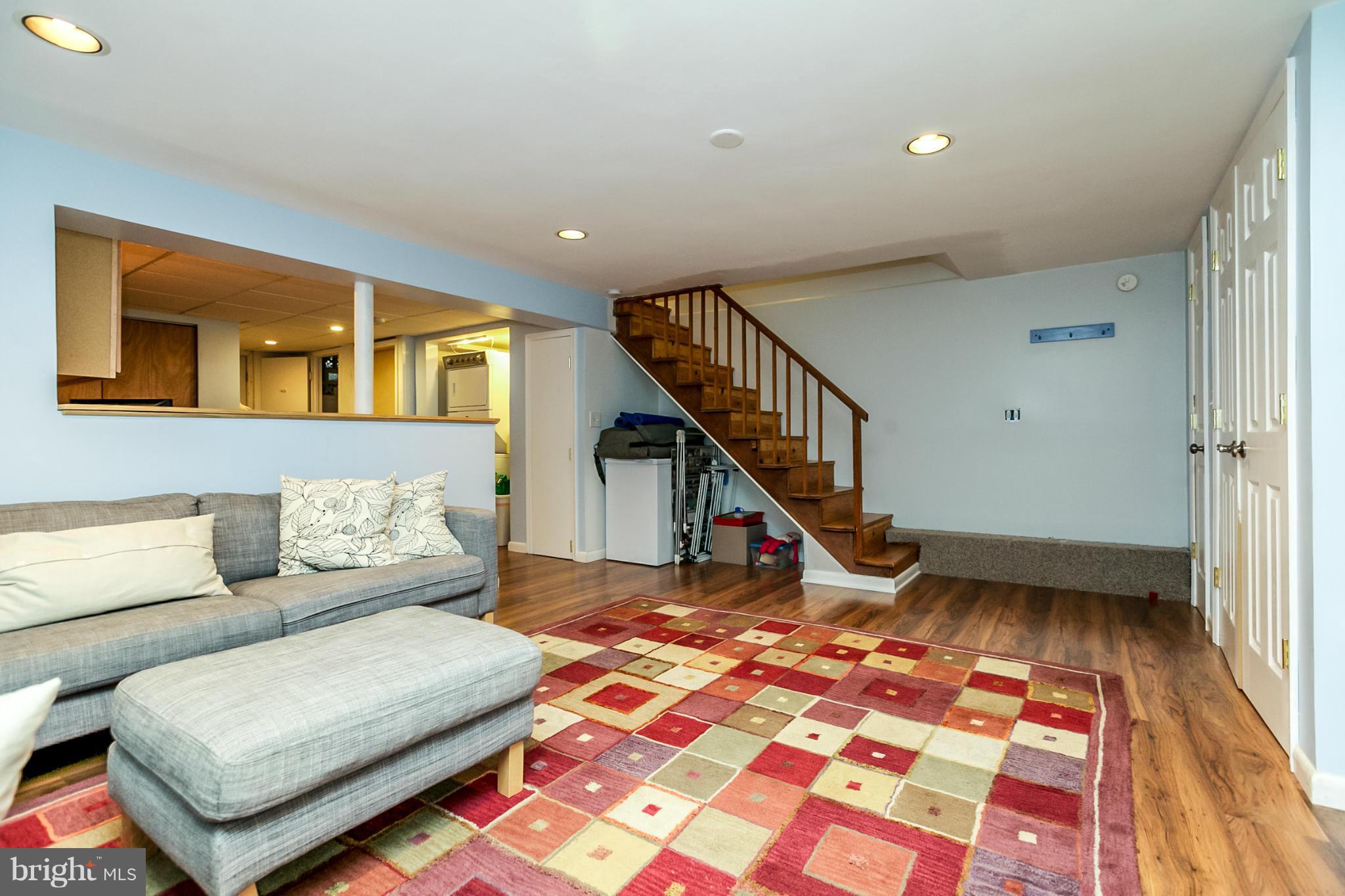 6403 Blenheim Road Baltimore, MD 21212 - Photo 26 of 30 Family Room