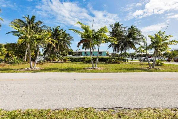 $399,000 | 223 Schooner Lane, Marathon, FL 33050