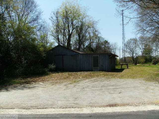 128 Brammer Road Eden, NC 27288 - Photo 11 of 12 Workshop.