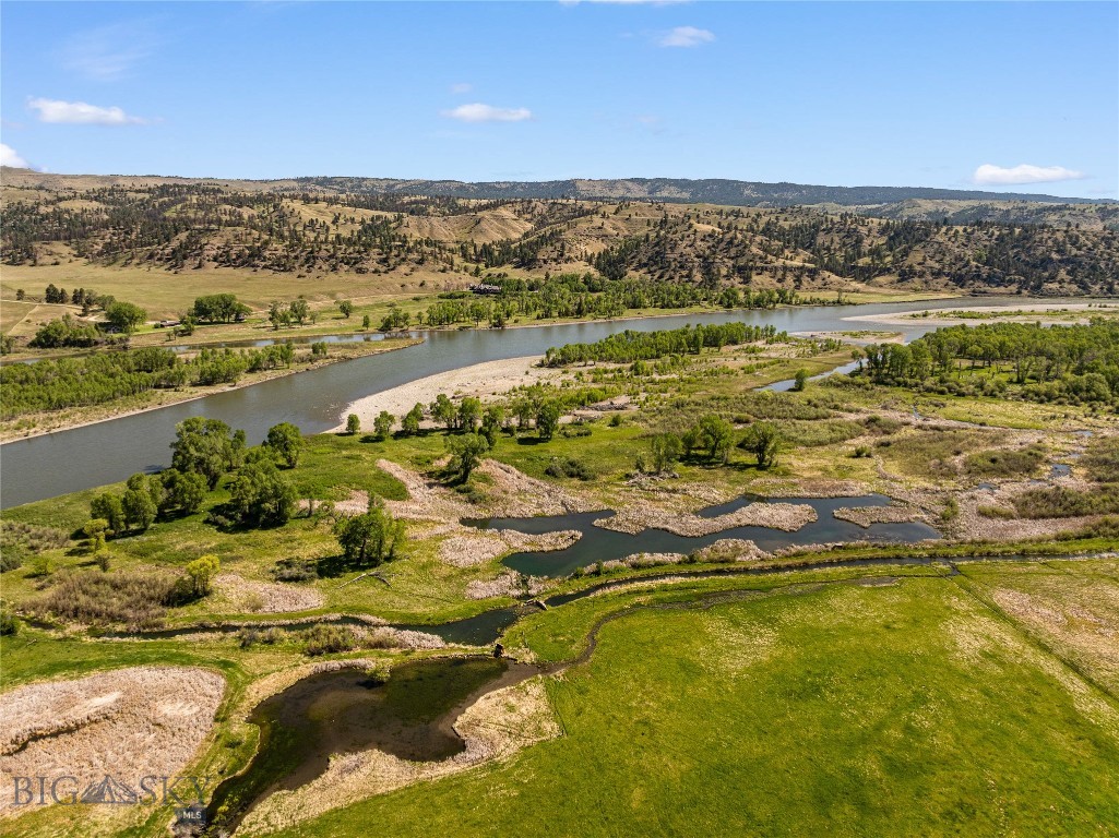 1433 Highway 10 East Reed Point, MT 59069 - Photo 3 of 100 Gallery Image 3