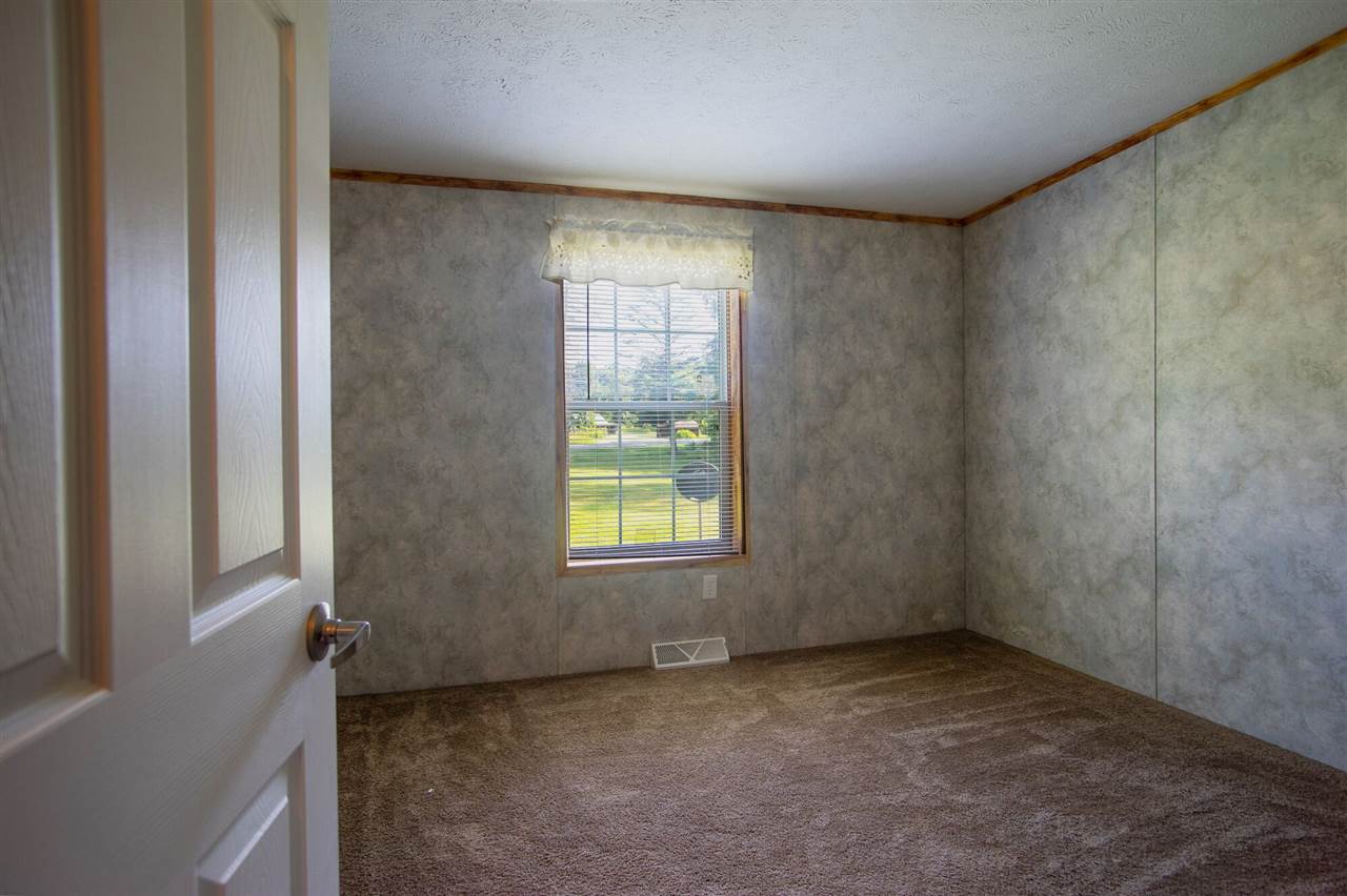195 Huckle Hill Road Vernon, VT 05354 - Photo 6 of 11 Gallery Image 6