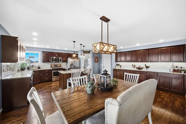 $410,000 | 1913 Holly Street Southeast, De Motte, IN 46310
