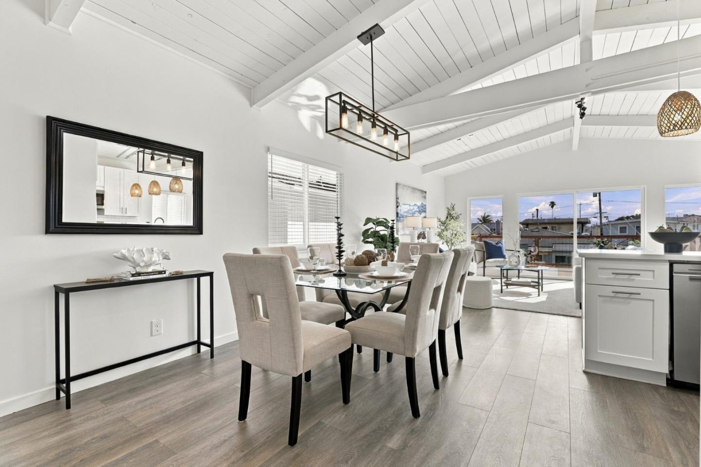 113 Bennett Road Aptos, CA 95003 - Photo 13 of 61 Gallery Image 13