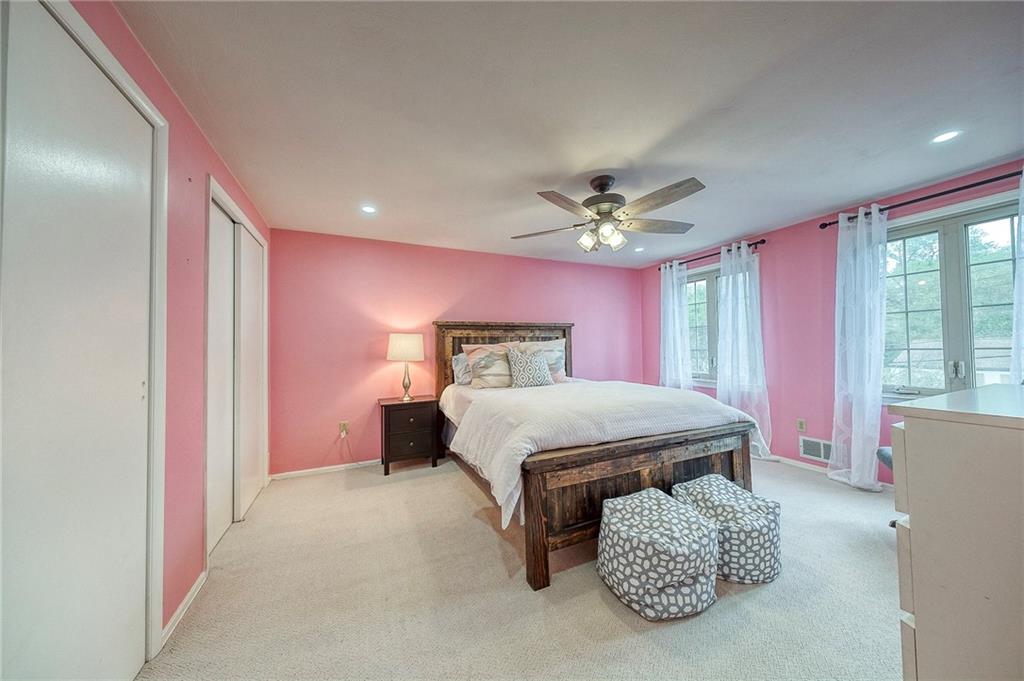 59 Stancey Road Pittsburgh, PA 15220 - Photo 25 of 43 Gallery Image 25