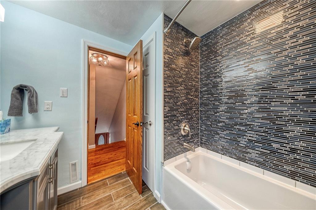 59 Stancey Road Pittsburgh, PA 15220 - Photo 27 of 43 Gallery Image 27