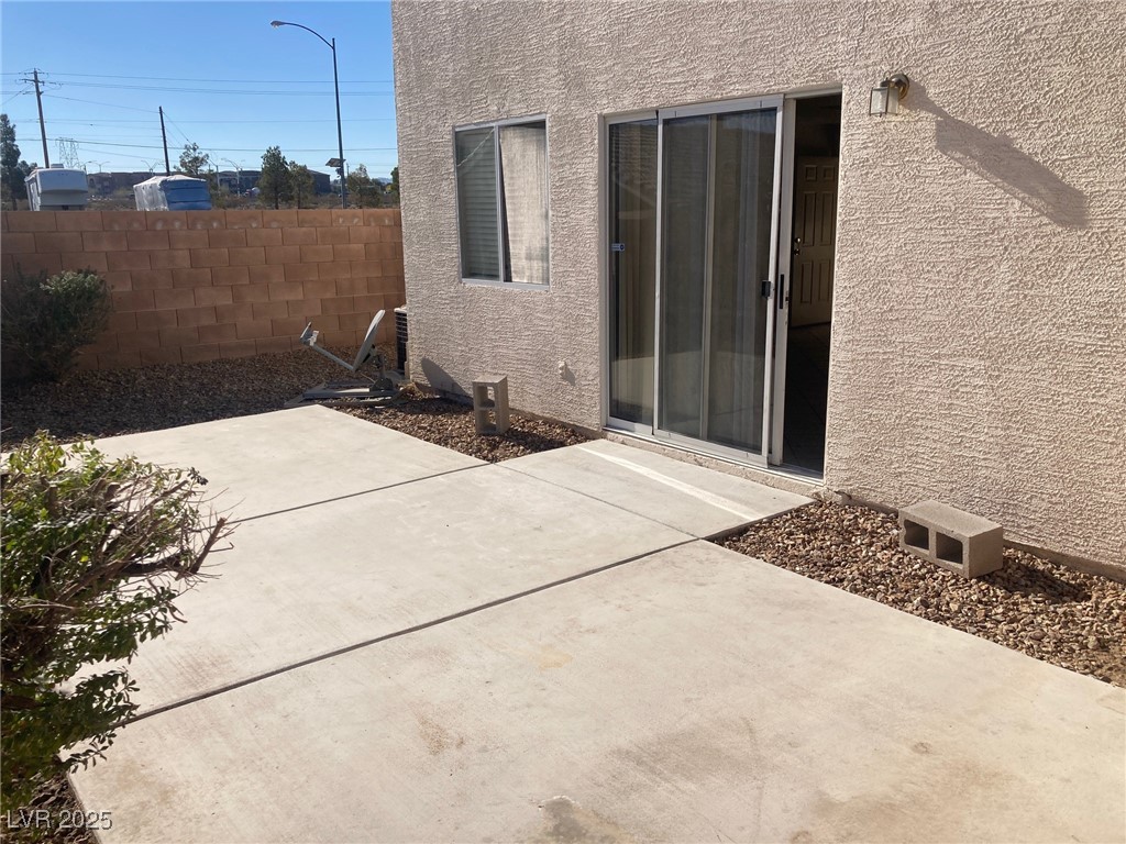 800 Spotted Eagle Street Henderson, NV 89015 - Photo 3 of 20